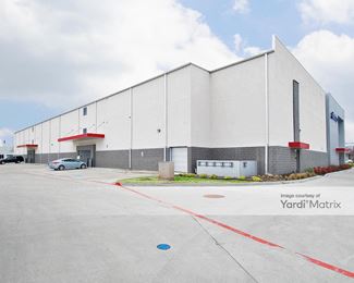 Photo 1 of Extra Space Storage - 1010 Jupiter Road, Plano, TX