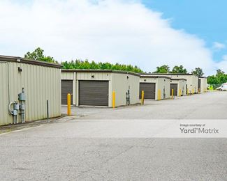 Photo 2 of Storage Rentals of America - 2303 Oak Lake Blvd, Midlothian, VA