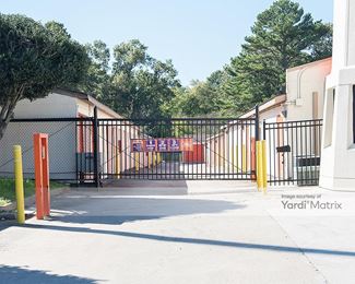 Photo 2 of Public Storage - 2109 Greenwell Road, Virginia Beach, VA