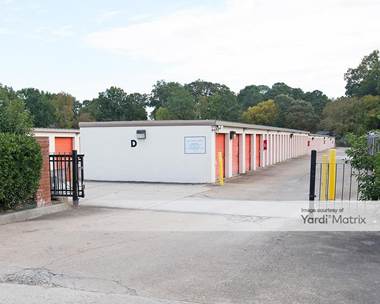 Storage Units for Rent available at 5529 Virginia Beach Blvd, Virginia Beach, VA 23462