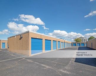 Photo 2 of AAAA Self Storage - 426 Elm Avenue, Portsmouth, VA
