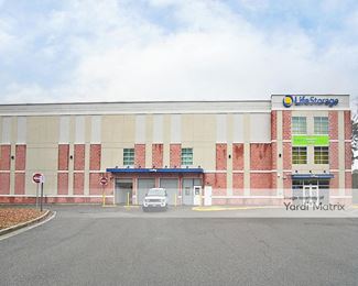 Photo 4 of Extra Space Storage - 4250 Tom Leonard Drive, Glen Allen, VA
