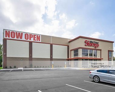 Storage Units for Rent available at 1000 Lynnhaven Pkwy, Virginia Beach, VA 23452