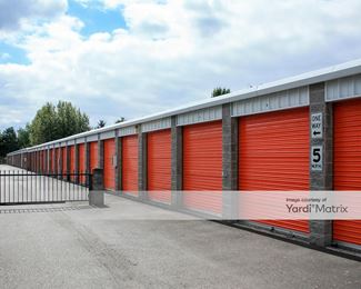 Photo 5 of Royal Mini Storage - 13328 NE Airport Way, Portland, OR