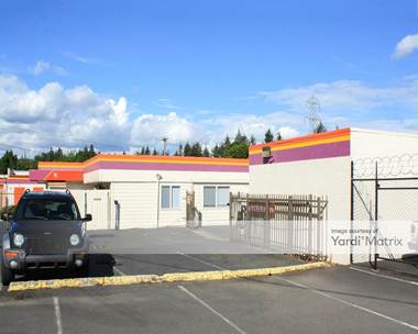 Storage Units for Rent available at 2190 NW Burnside Road, Gresham, OR 97030
