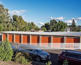 Photo 2 of Troutdale Storage - 1027 NE Harlow Road, Troutdale, OR