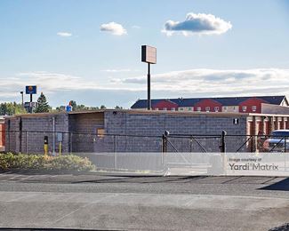 Photo 3 of Troutdale Storage - 1027 NE Harlow Road, Troutdale, OR