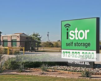 Photo 1 of Right Move Storage - 1021 Ovilla Road, Waxahachie, TX