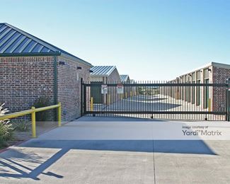 Photo 4 of Right Move Storage - 1021 Ovilla Road, Waxahachie, TX