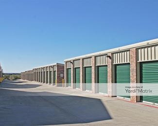 Photo 5 of Right Move Storage - 1021 Ovilla Road, Waxahachie, TX