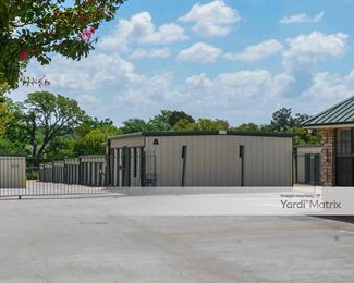 Photo 3 of Grizzly Self Storage - 1480 North Hampton Road, DeSoto, TX
