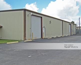 Photo 4 of Metro Self Storage - 12601 Metro Pkwy, Fort Myers, FL