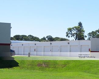 Photo 3 of Public Storage - 2590 17th Street, Sarasota, FL
