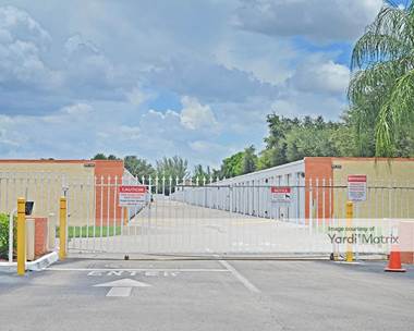 Storage Units for Rent available at 1597 Pine Ridge Road, Naples, FL 34109