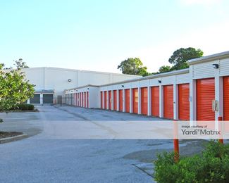 Photo 4 of Public Storage - 3009 53rd Avenue East, Bradenton, FL