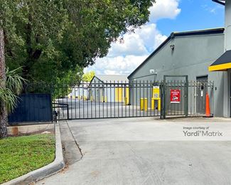 Photo 2 of Storage King USA - 3405 Radio Road, Naples, FL