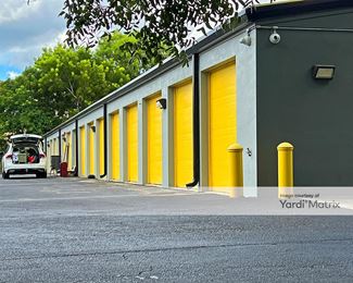 Photo 4 of Storage King USA - 3405 Radio Road, Naples, FL