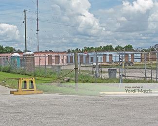 Photo 2 of Safe T Storage - 17501 Pine Ridge Road, Fort Myers Beach, FL