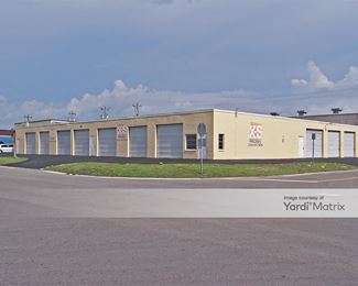 Photo 3 of X-S STORAGE - 838 SE 9th Street, Cape Coral, FL