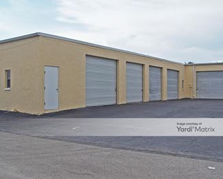 Photo 5 of X-S STORAGE - 838 SE 9th Street, Cape Coral, FL