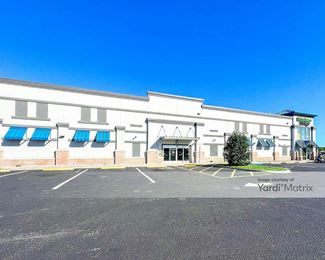 Photo 3 of Extra Space Storage - 1347 North Tamiami Trail, North Fort Myers, FL