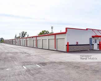 Photo 4 of iStorage - 1102 53rd Avenue West, Bradenton, FL