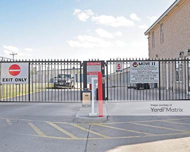 Storage Units for Rent available at 714 East Ferguson Avenue, Pharr, TX 78577