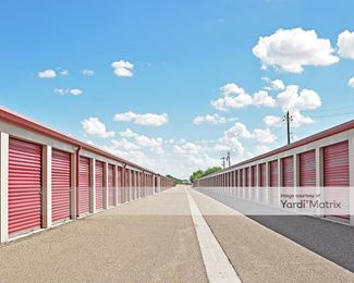 Photo 2 of Casita Self Storage - 724 West Monte Cristo Road, Edinburg, TX