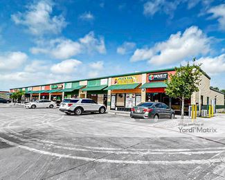 Photo 2 of Move It Self Storage - 601 North Vermont Avenue, Mercedes, TX