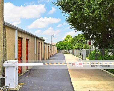 Storage Units for Rent available at 11827 West Avenue, San Antonio, TX 78216