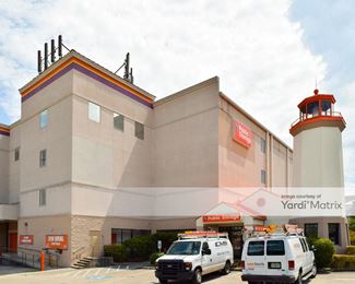 Photo 5 of Public Storage - 600 West Sunset Road, San Antonio, TX