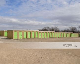 Photo 3 of Extra Space Storage - 3536 Hunt Lane, San Antonio, TX
