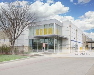 Photo 2 of Extra Space Storage - 2300 Broadway Street, San Antonio, TX
