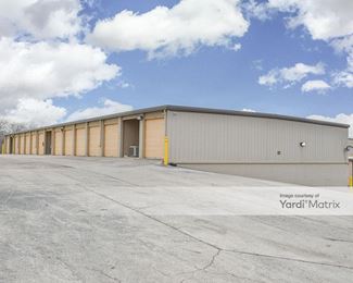 Photo 3 of Extra Space Storage - 2300 Broadway Street, San Antonio, TX