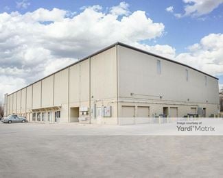 Photo 1 of Extra Space Storage - 7340 Blanco Road, San Antonio, TX