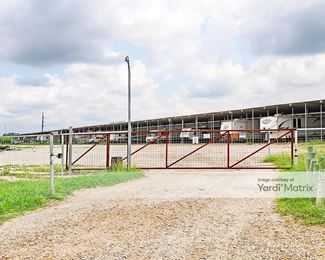 Photo 3 of Whatever Self Storage - 490 Tolle Road, Cibolo, TX