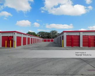 Photo 3 of iStorage - 1750 South General McMullen, San Antonio, TX