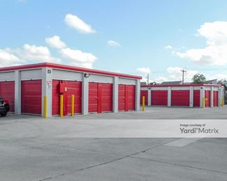 Photo 5 of iStorage - 1750 South General McMullen, San Antonio, TX