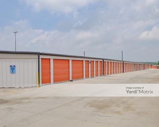 Photo 2 of Avid Storage - 7345 Crestway Drive, San Antonio, TX