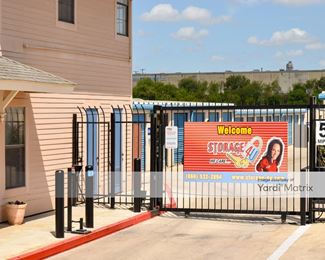 Photo 2 of Extra Space Storage - 10915 Nacogdoches Road, San Antonio, TX