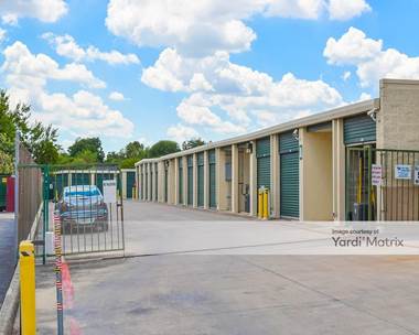 Storage Units for Rent available at 3567 Fredericksberg Road, San Antonio, TX 78201