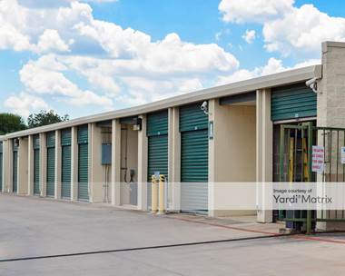 Storage Units for Rent available at 3567 Fredericksberg Road, San Antonio, TX 78201