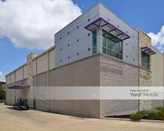 Photo 4 of Storage Hub - 11603 Huebner Road, San Antonio, TX