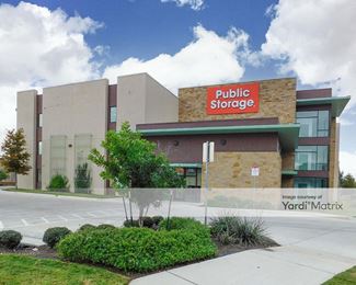 Photo 1 of Public Storage - 2606 Thousand Oaks Drive, San Antonio, TX