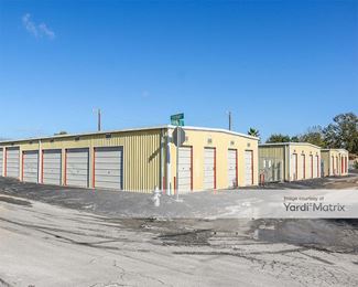 Photo 1 of CubeSmart Self Storage - 1000 Tabernacle Street, Seguin, TX