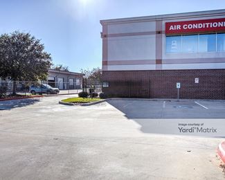 Photo 4 of FreeUp Storage - 14929 Stuebner Airline Road, Houston, TX