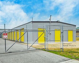 Photo 4 of Storage King USA - 3619 Avenue H, Rosenberg, TX