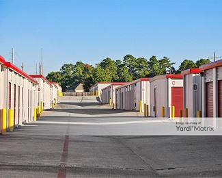 Photo 4 of iStorage - 4300 West Davis Street, Conroe, TX