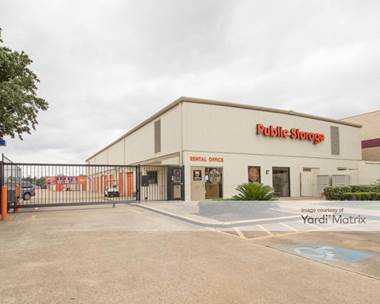Storage Units for Rent available at 1450 I 45 South, Conroe, TX 77304