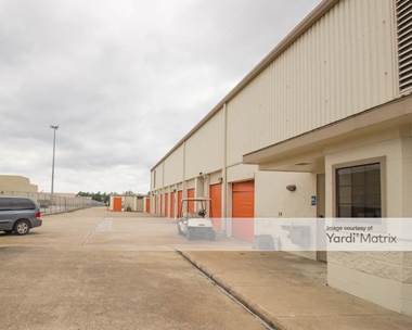 Storage Units for Rent available at 1450 I 45 South, Conroe, TX 77304